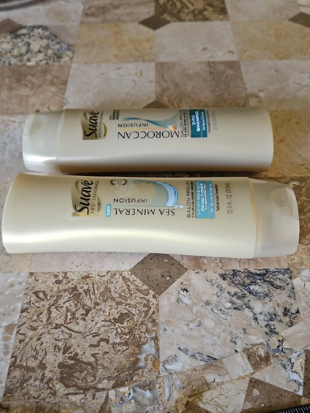 Suave Professionals Moroccan Sea Mineral Infusion Shine Shampoo Conditioner Lot